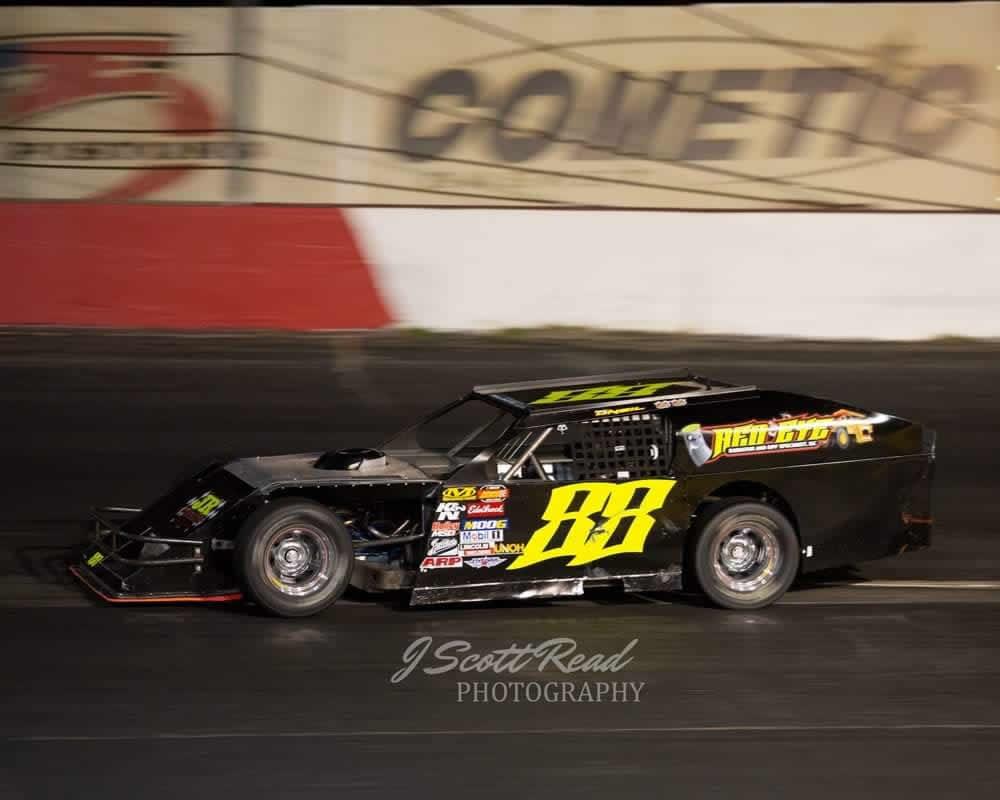 Jake & Nick find Victory Lane on Saturday at 81 Speedway and Tucson