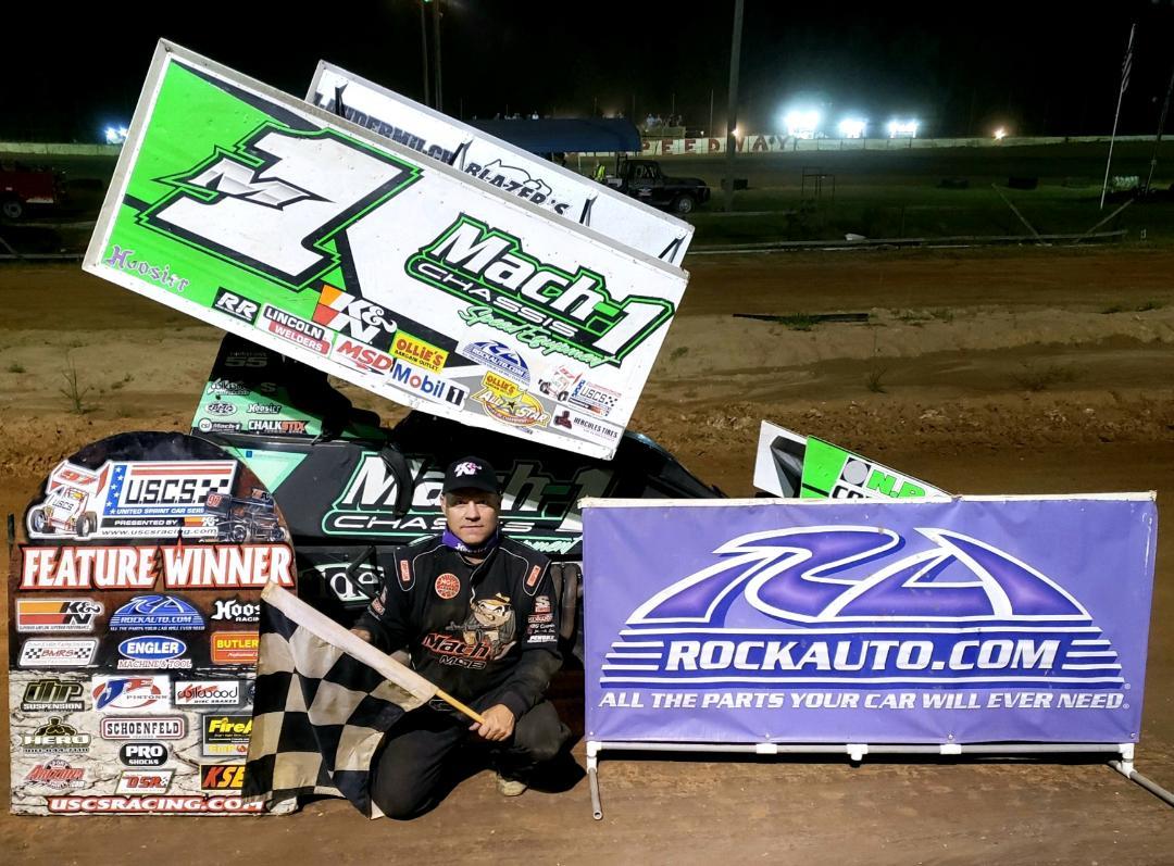 Mark Smith battles to USCS Speedweeks Round #5 “Hub City Havoc” win at Hattiesburg on Friday