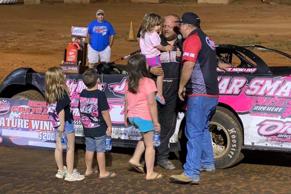Cleveland's Elliott Returns to UCRA Red Line Oil Championship Form