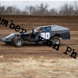Dustin Loucks