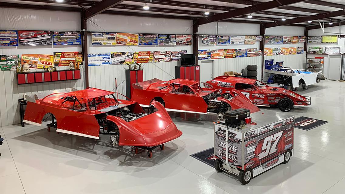 Downturn in Racing Creates Upturn in Dillard&#39;s Car Building