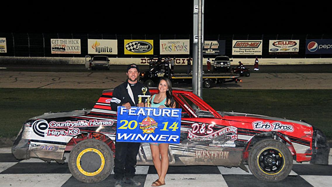 Dodge City Raceway Park / USAC Southwest Saturday Report &amp; Photos