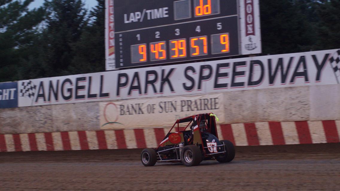 Blumer Makes Badger Midget Debut, Thanks to Bill Ecker in APS Go