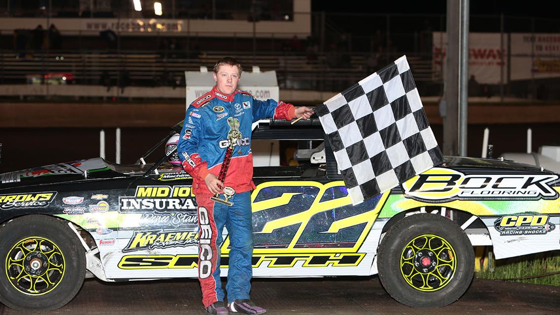 Roberts takes Modified win by inches, Goldsberry, Pestotnik, Smith, Bryan, and Haggard also find checkers