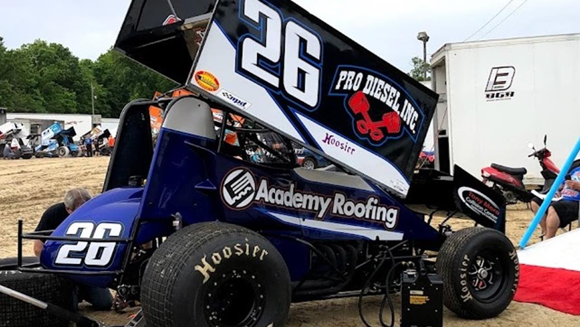 Jonathan Cornell Wins Dubuque Sprint Invaders Battle for $2,000!