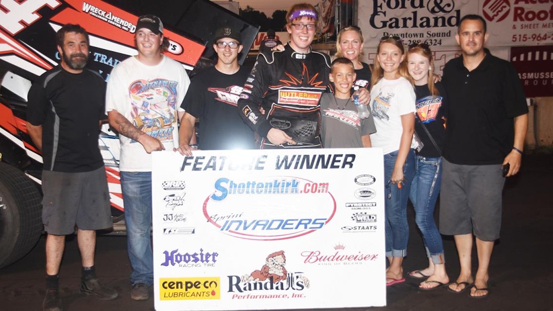 Chris Martin Becomes First Sprint Invaders Repeat Winner in Des Moines!