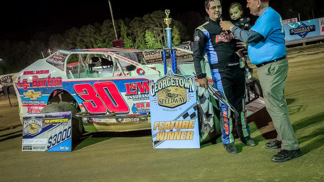 Delawares Joseph Watson Thrills Georgetown Fan Appreciation Night Crowd with $3,000 Victory