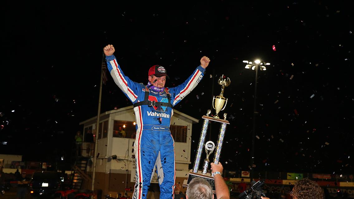Sheppard rebounds from flat tire at Dubuque