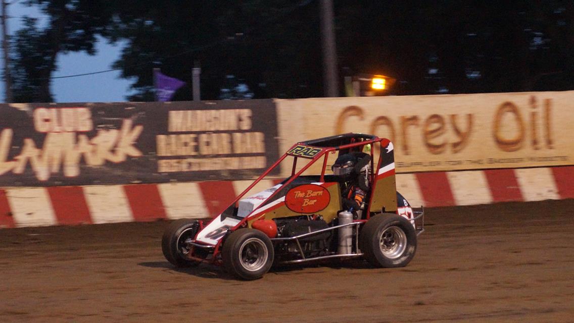 Blumer Makes Badger Midget Debut, Thanks to Bill Ecker in APS Go