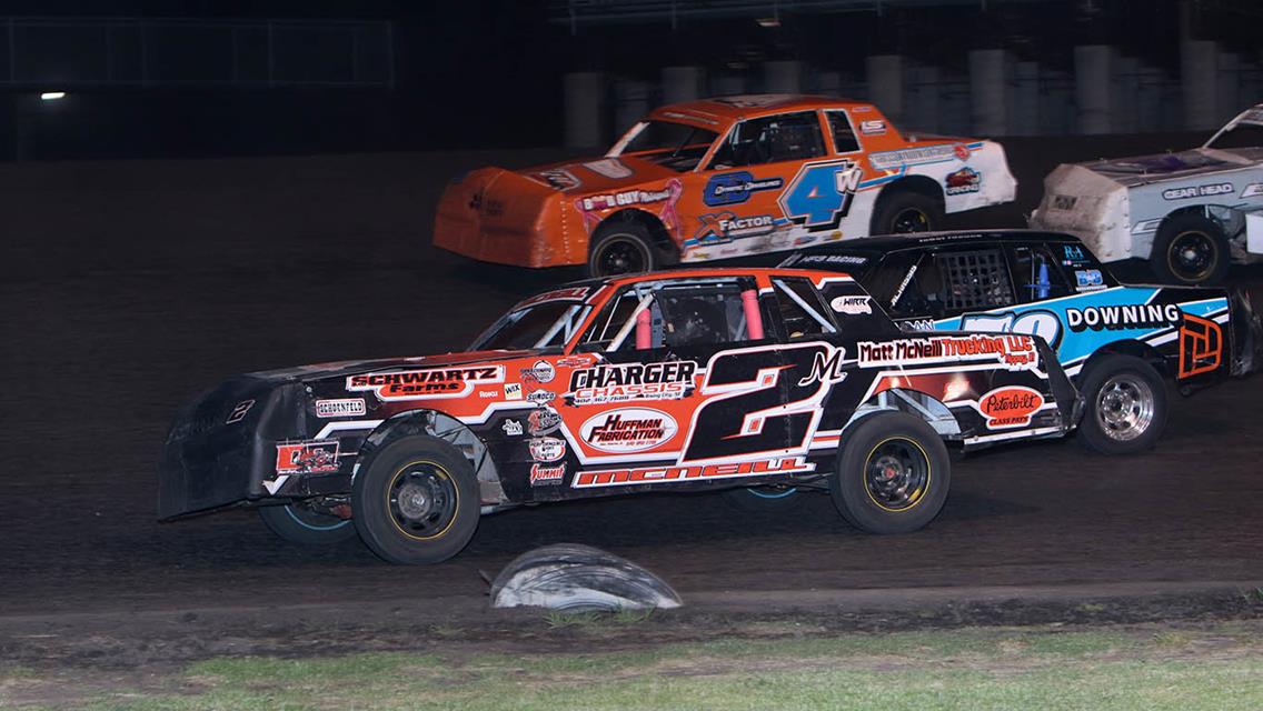 It&#39;s Shute in a thriller at the line, Van Horn, Lynch, Smith, and May also see checkers