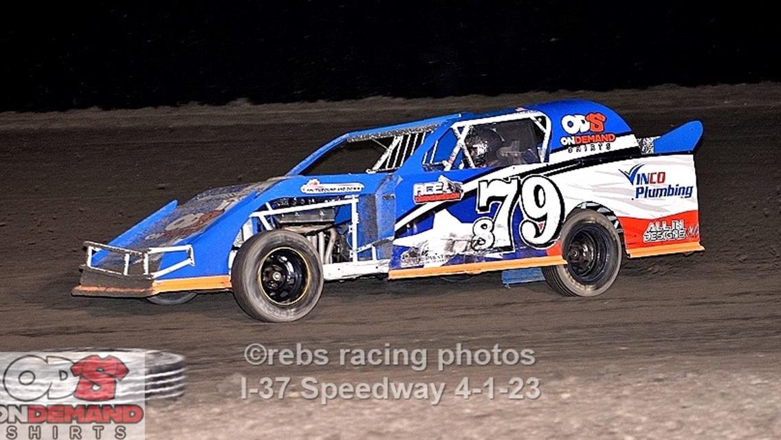 Limited Modifieds $1,000 to win, Late Models @ I-37 Speedway By JM Hallas