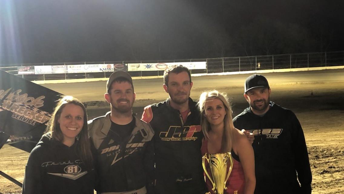 Flud Produces Three Preliminary Night Victories During Show-Me Showdown