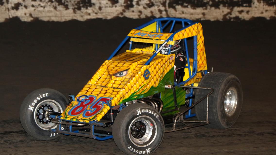 DARLAND DEBUTS WITH POWRI LUCAS OIL WAR SPRINTS - BAGS $2,000