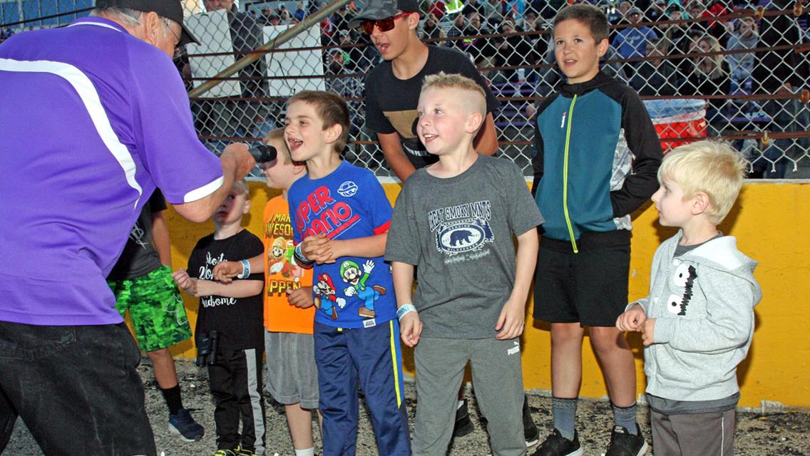 Schley tops the 50-Lap Slinger Late Model Feature on Vintage Night