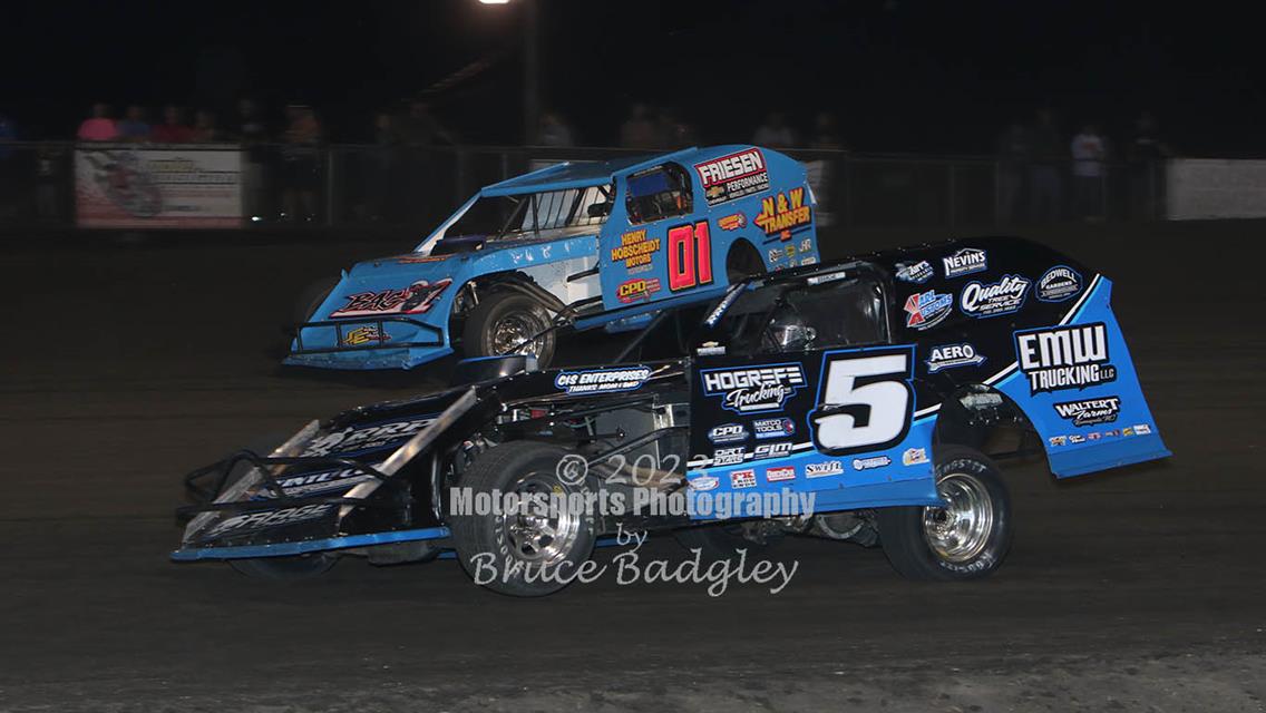 Shute returns to Victory Lane, May takes Corn Belt Clash win