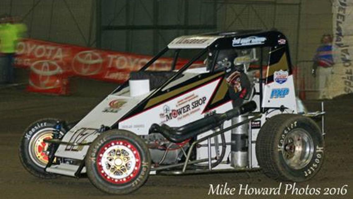 White Captures Top 10 during Red River Roundup Finale