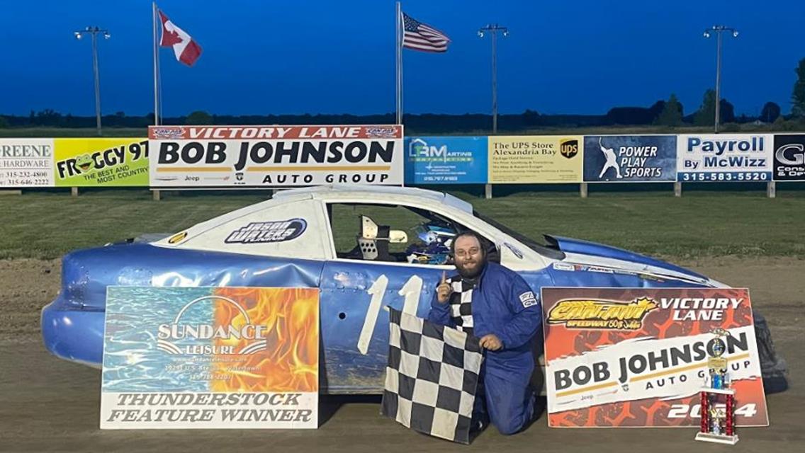 Late Race Pass Puts Lance Willix in Can-Am Victory Lane Again