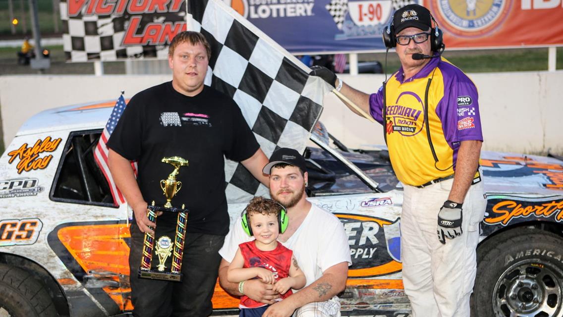 Amdahl takes 2, winning MSTS, IMCA sprints at I-90 Speedway