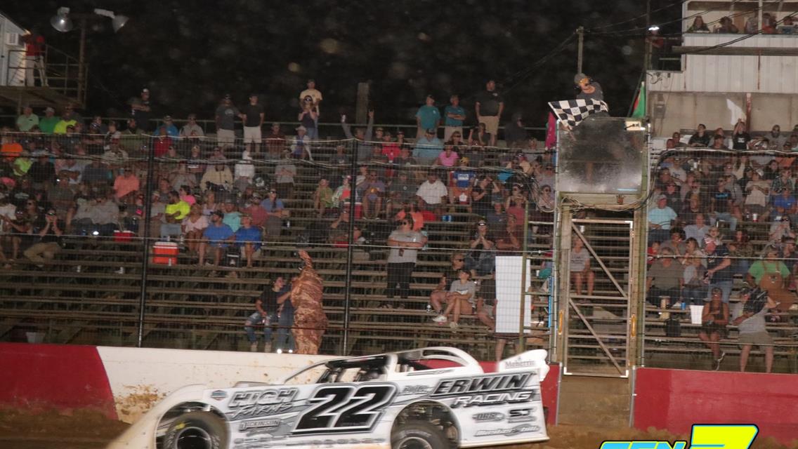 Erwin Marches Through Dixieland to Notch Second Series Win