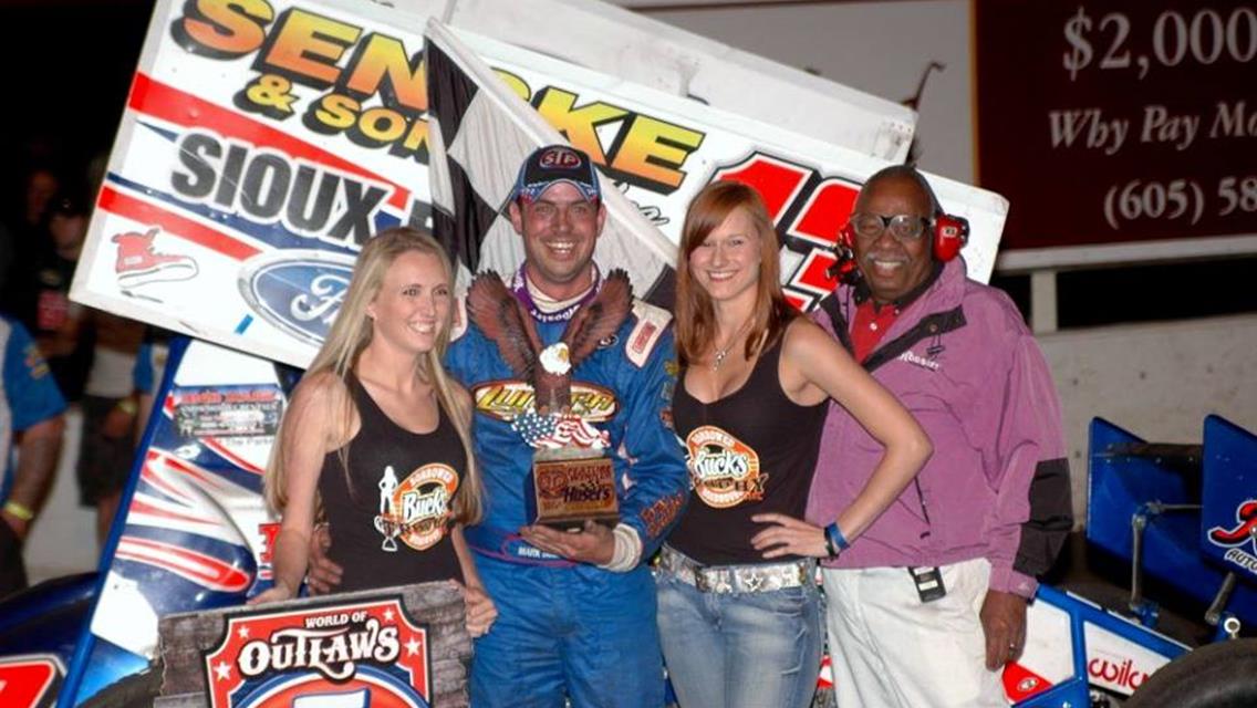 Dobmeier Dominates World of Outlaws!