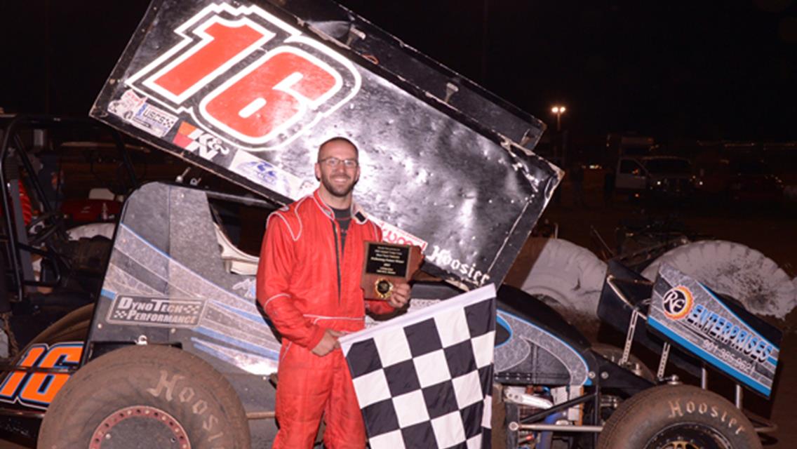 Nicholson Pulls Off STN Stunner in Friday Prelim