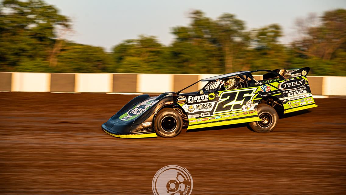 Davenport Speedway (Davenport, IA) – World of Outlaws Case Late Model Series – My Place Hotels Quad Cities 150 – August 24th-26th, 2023. (Simply Modified photo)