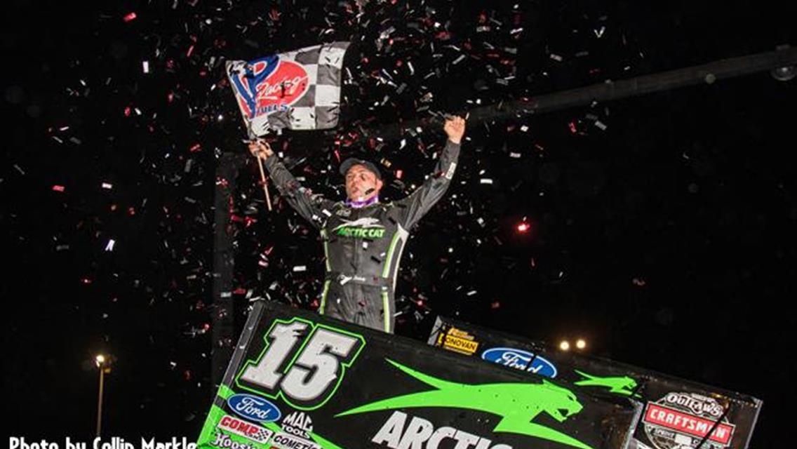 Schatz charges to sixth Outlaws victory