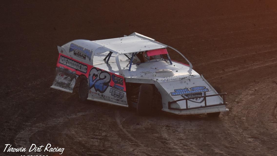 Mullens tops USRA Mods; C. Smith, Kinderknecht, D. Smith, B. Davis card wins.