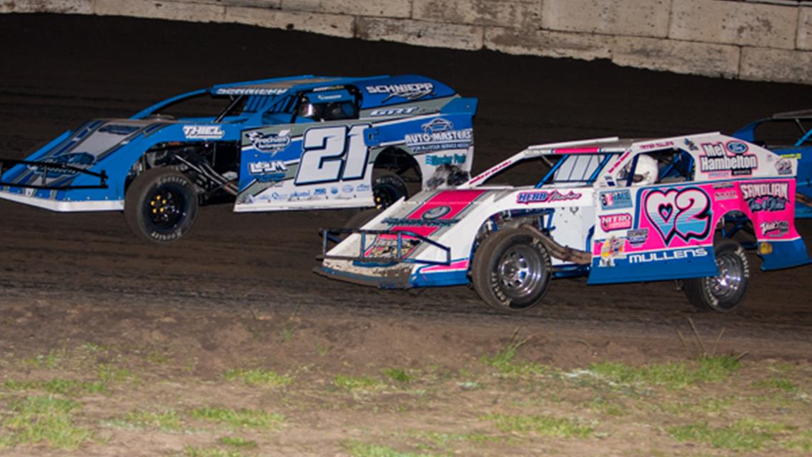 Mullens picks up Humboldt checkers!