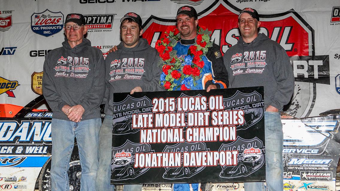 Davenport Crowned National Champion; Sheppard Claims Rookie of the Year