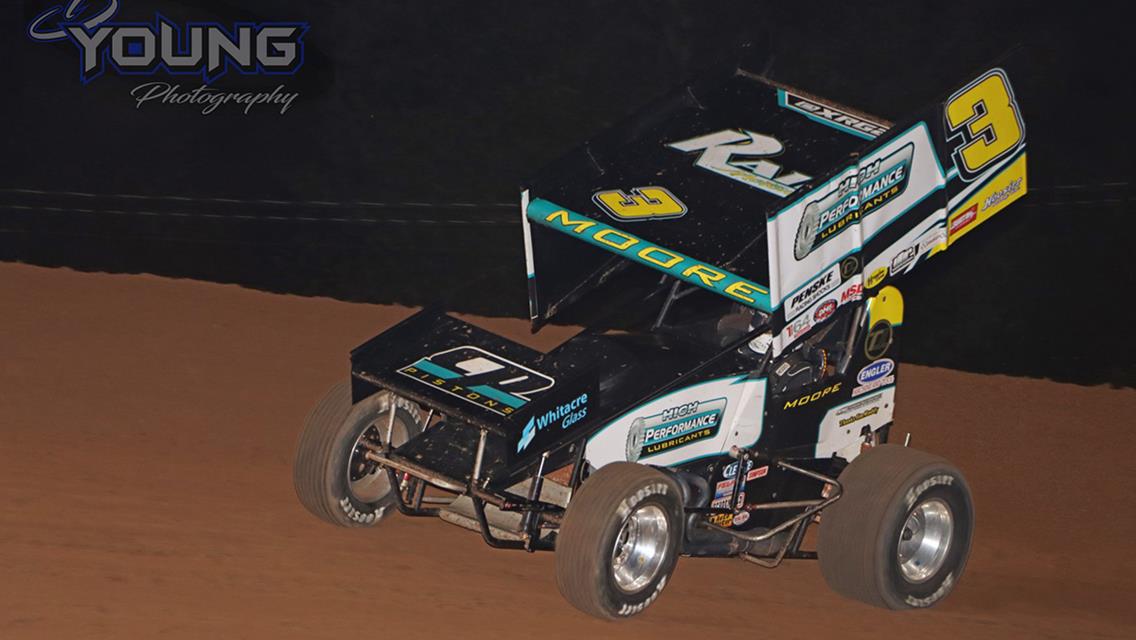 Moore Battles Adversity at Lake Ozark Speedway