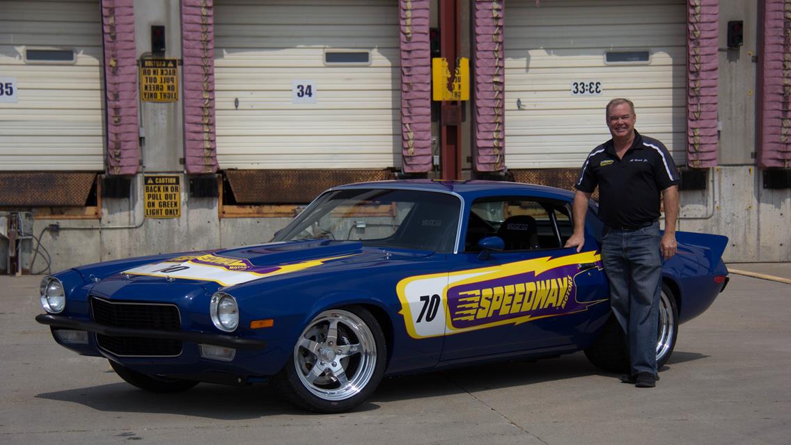 Robby and Al Unser Jr. thrill the crowd in Goodguys’ autocross Friday at Del Mar