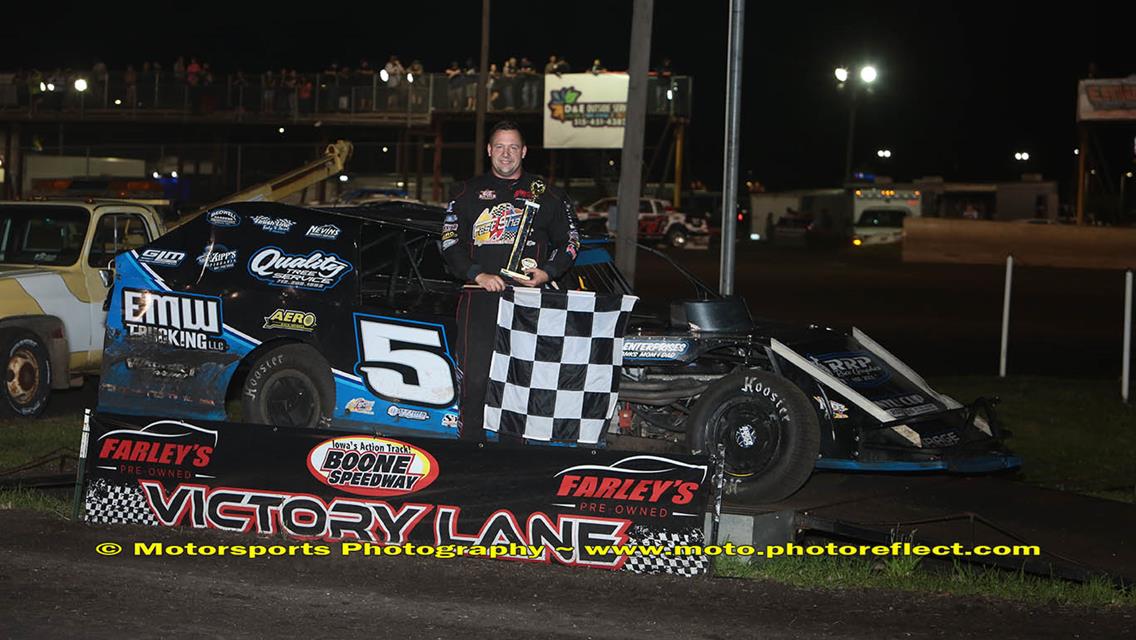 Shute, Roberts, Sachau, Ullrich, and Brown beat Mother Nature