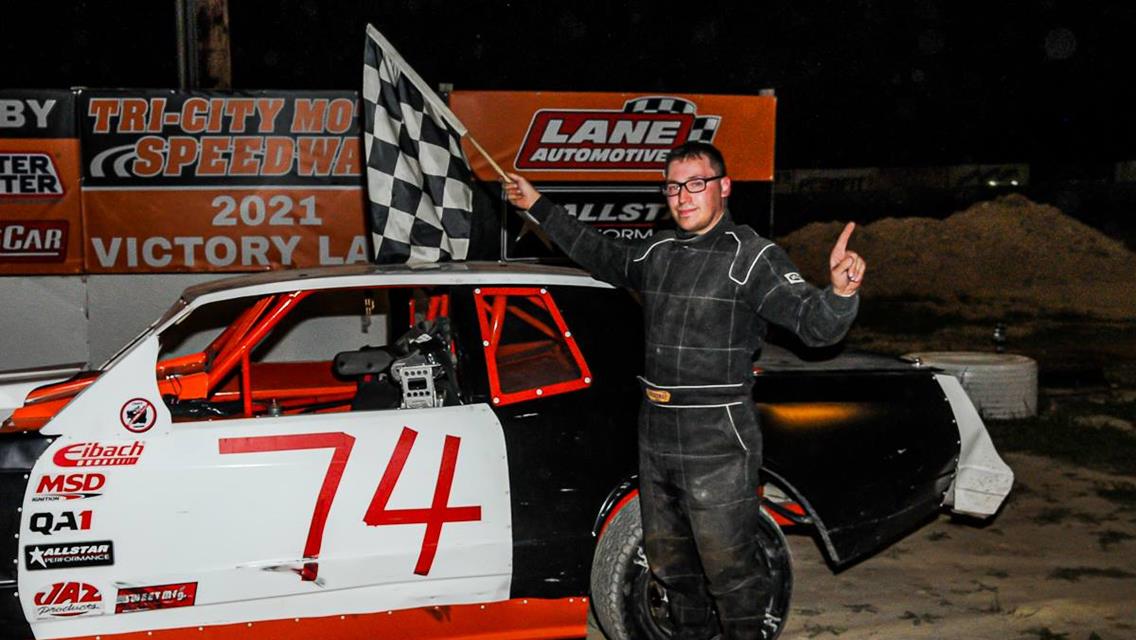 Reay Leads All the Laps on Way to Feature Win at Tri-City Speedway