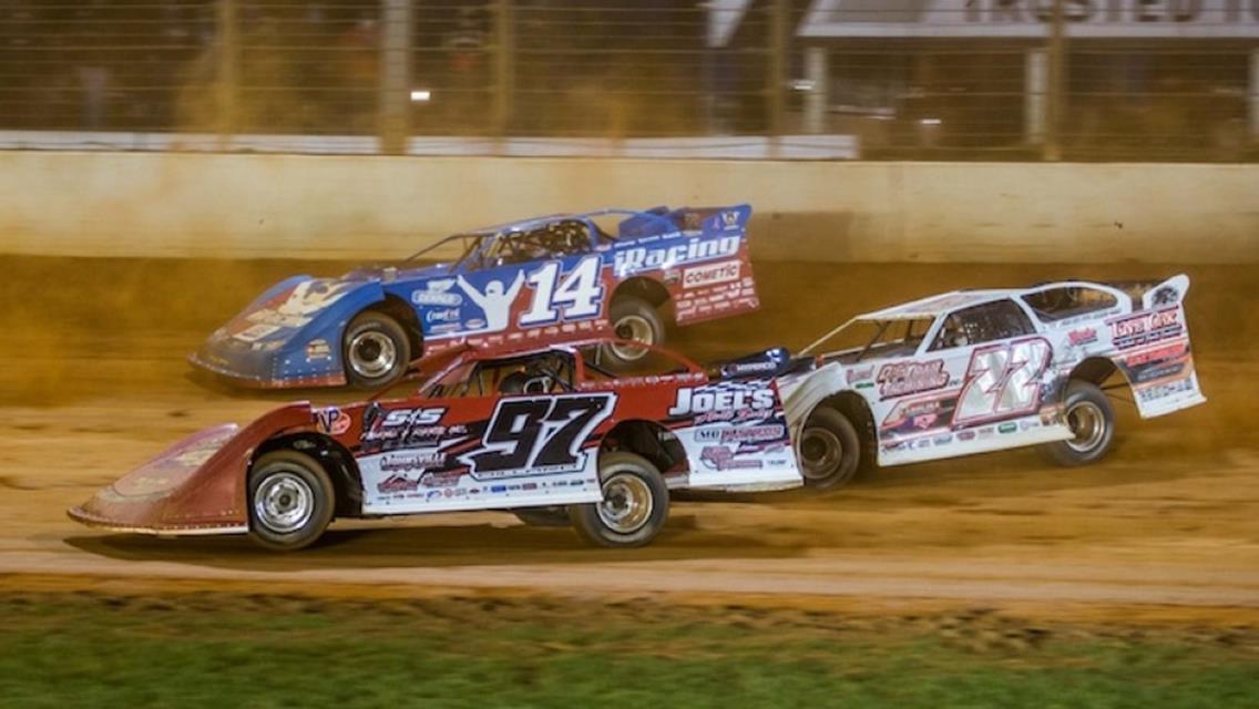 Eighth place finish in Last Call opener at Charlotte, finishes third in World of Outlaws standings