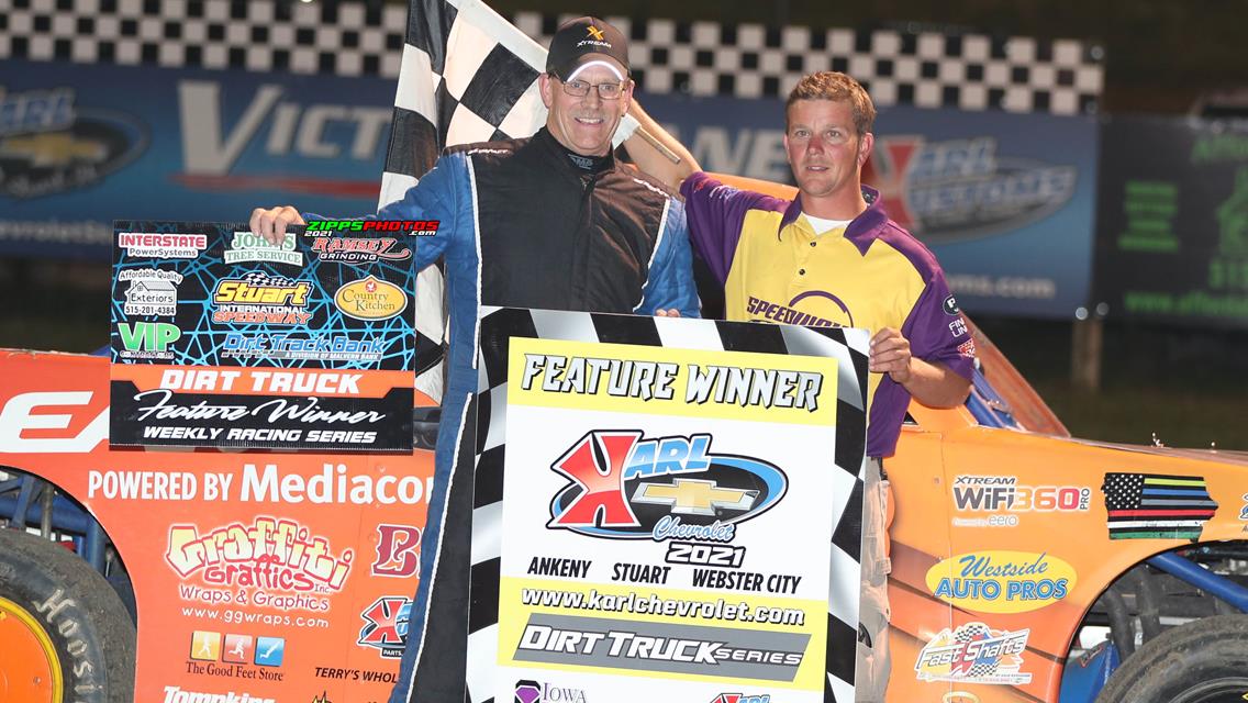 Kyle Berck Wins SLMR at SIS