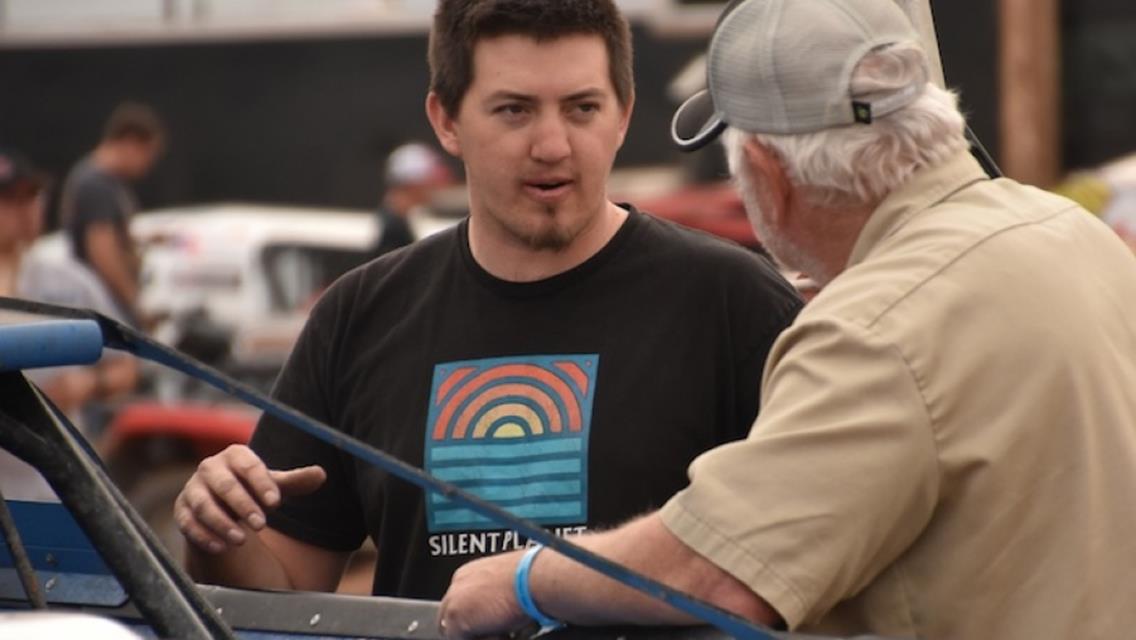 Alberson Makes iRacing Debut at Knoxville Raceway
