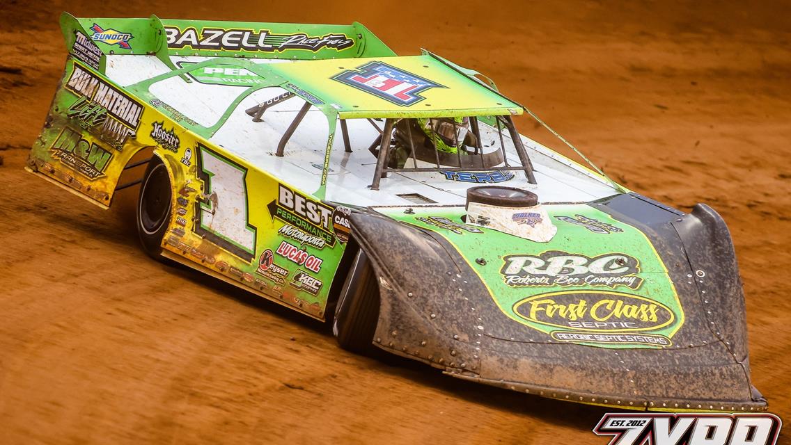 Dirt Track at Charlotte (Concord, NC) – World of Outlaws Case Late Model Series – World Finals – November 2nd-5th, 2022. (Zach Yost photo)