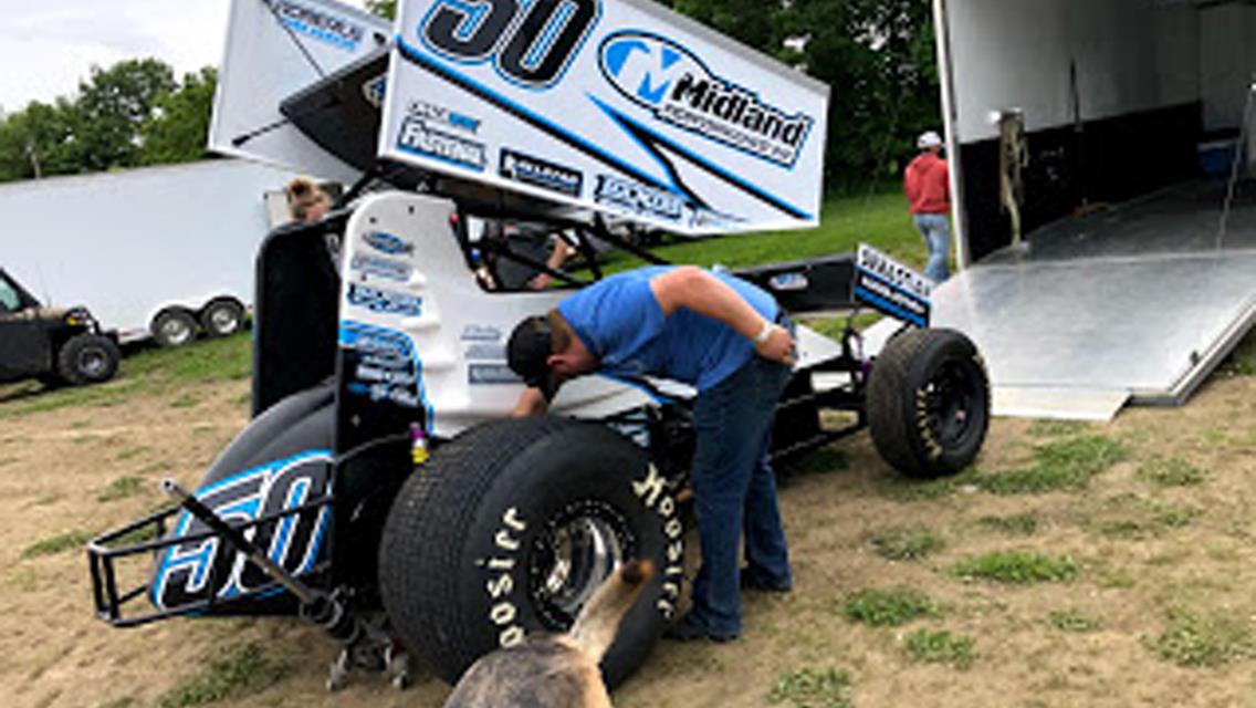 Paul Nienhiser drove Scott Bonar’s #50 to a win in the Sprint Invaders opener at 34 Raceway Sunday