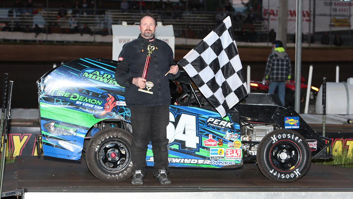 Roberts takes Modified win by inches, Goldsberry, Pestotnik, Smith, Bryan, and Haggard also find checkers
