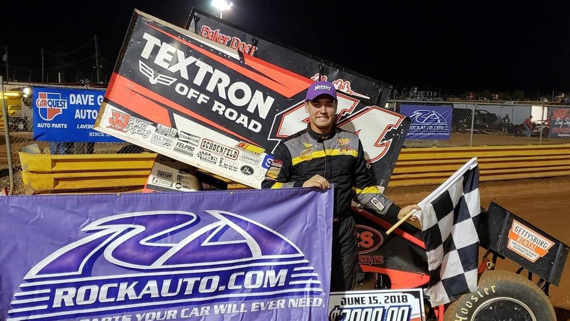 Vaportrail Clothing Athletes Starks, Balog and Reutzel Garner Victories