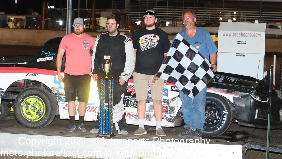 Pierce is class of the field at inaugural Hawkeye 100