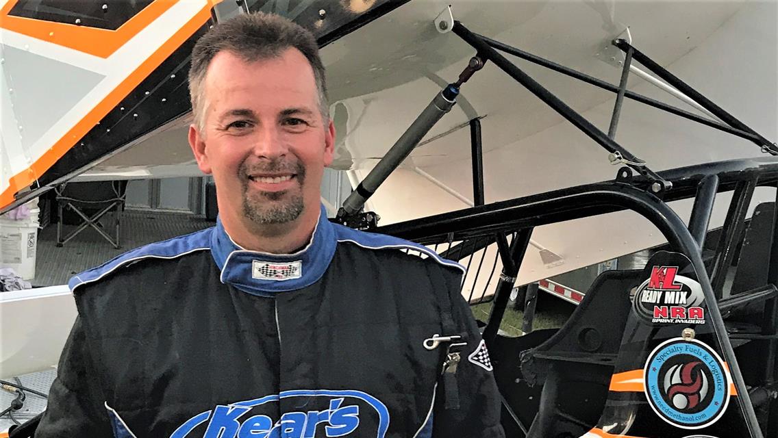 BURKIN NAILS DOWN FIRST EVER WINGED FEATURE WIN!