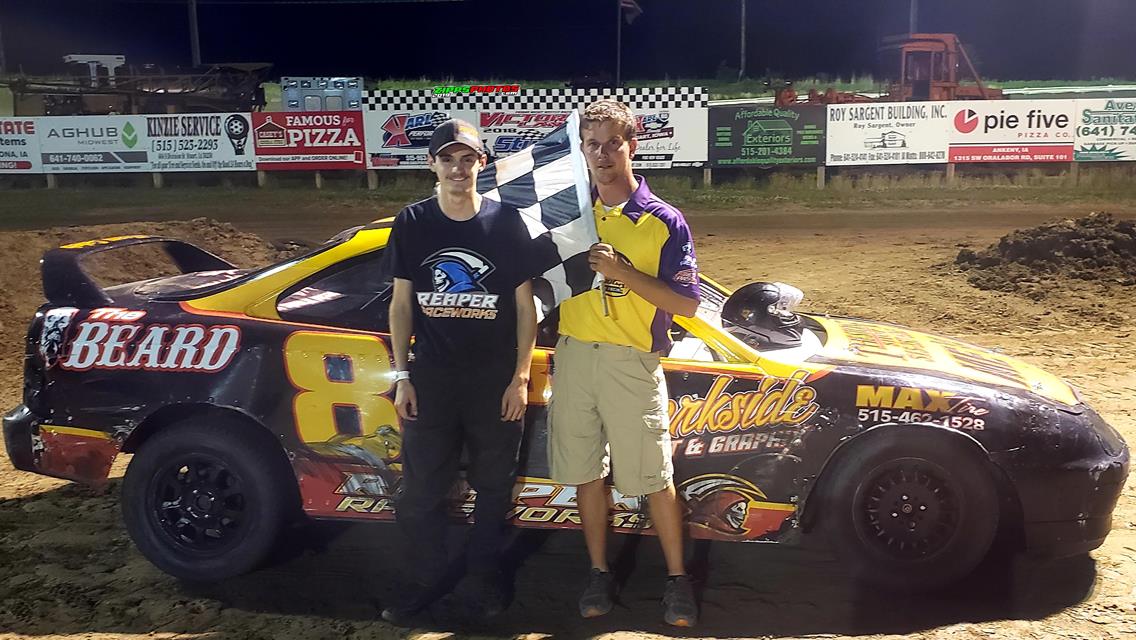 Marriott Tames Stout Modified Field