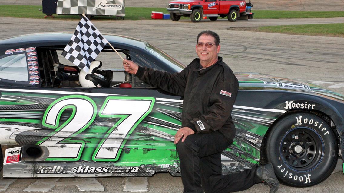 Apel wins again after Leaders tangle at Slinger