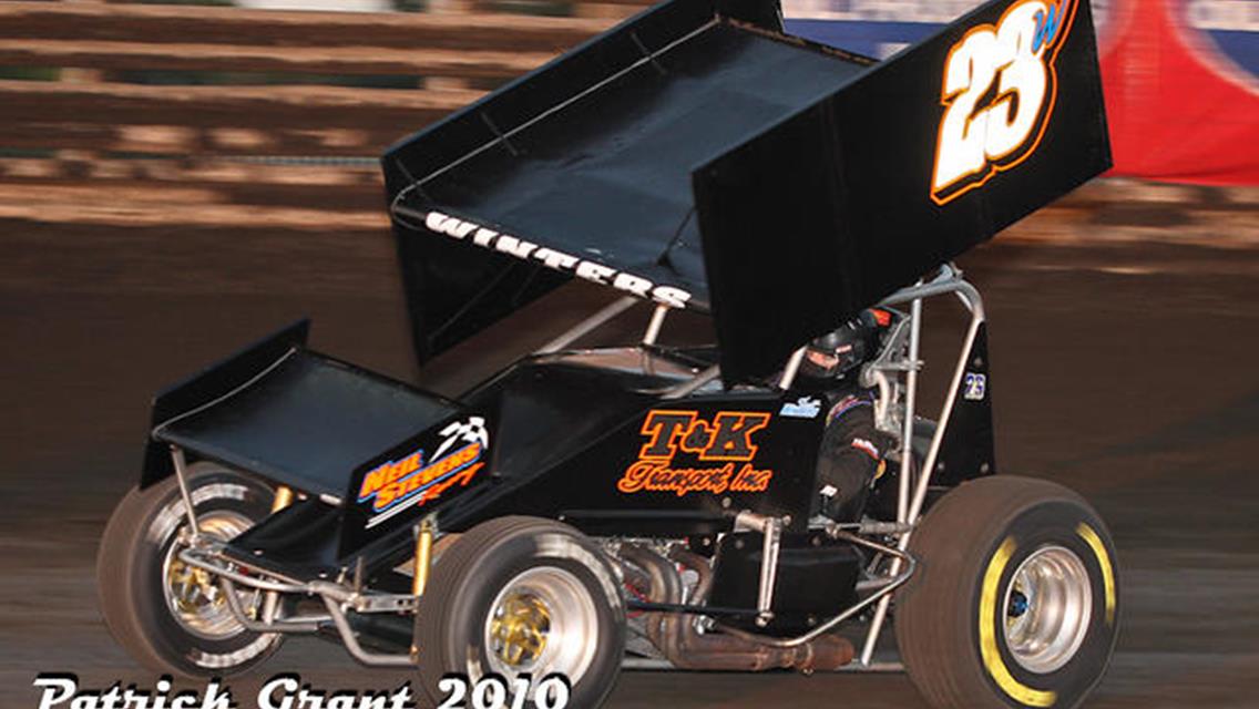 Scott on the clock at last year&#39;s 410 Nationals. (Patrick Grant Photo)