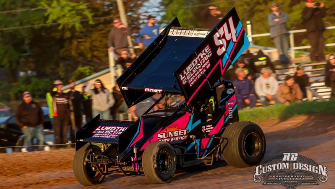 Post fires off to quick PDTR 360 Sprint Car start