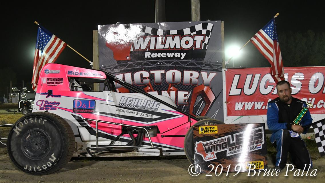 Oconomowoc&#39;s Ryan Zielski won his first ever 20-lap AutoMeter Wisconsin wingLESS Sprint feature at Wilmot.