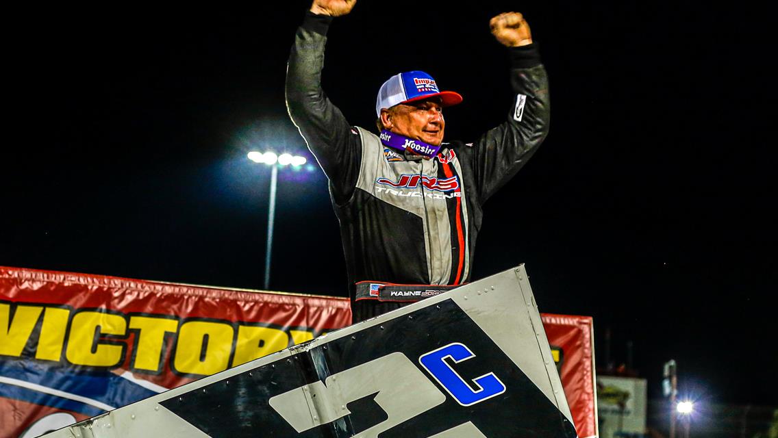 Johnson, Randall take home feature victories in Hockett-McMillin Memorial finales at Lucas Oil Speedway
