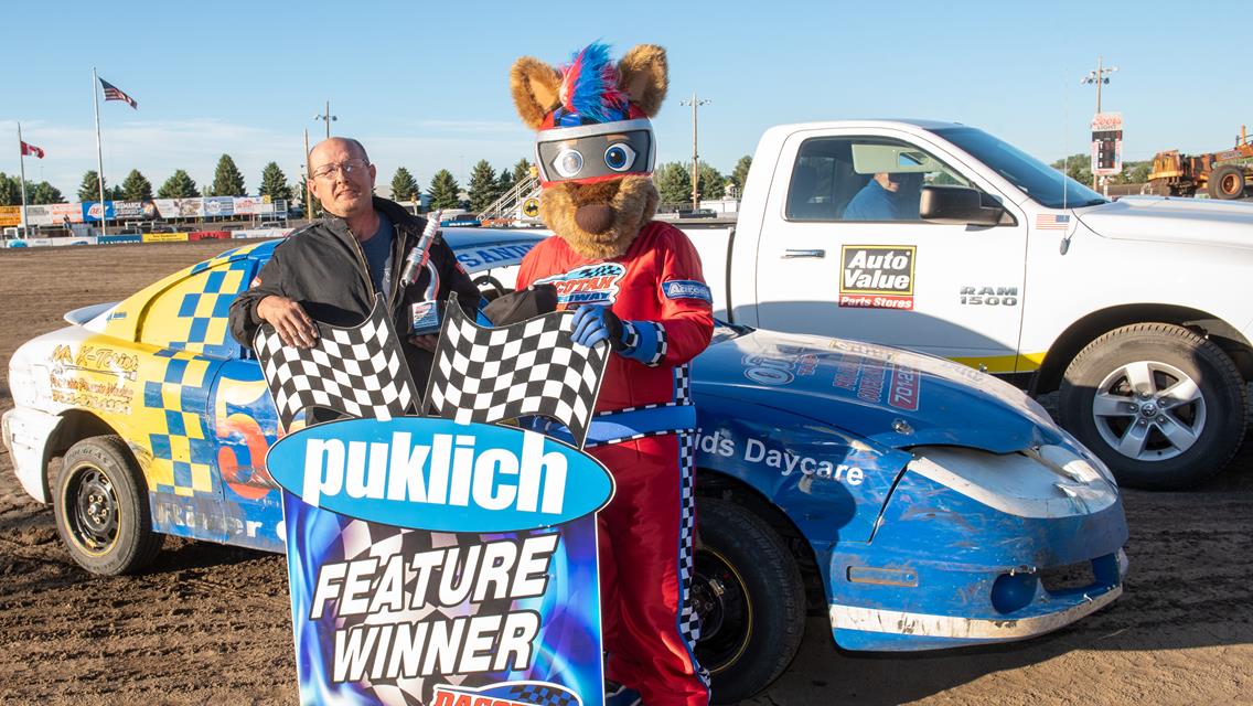 SANDBERG DOMINATES SPORT COMPACT FEATURE